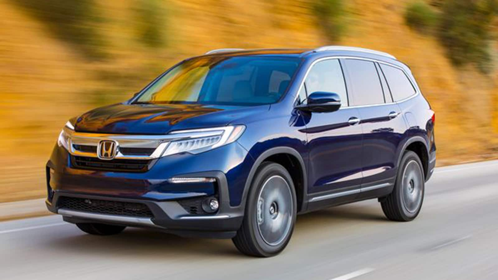 2022 Honda Pilot vs. 2023 GMC Acadia Comparison – Kelley Blue Book