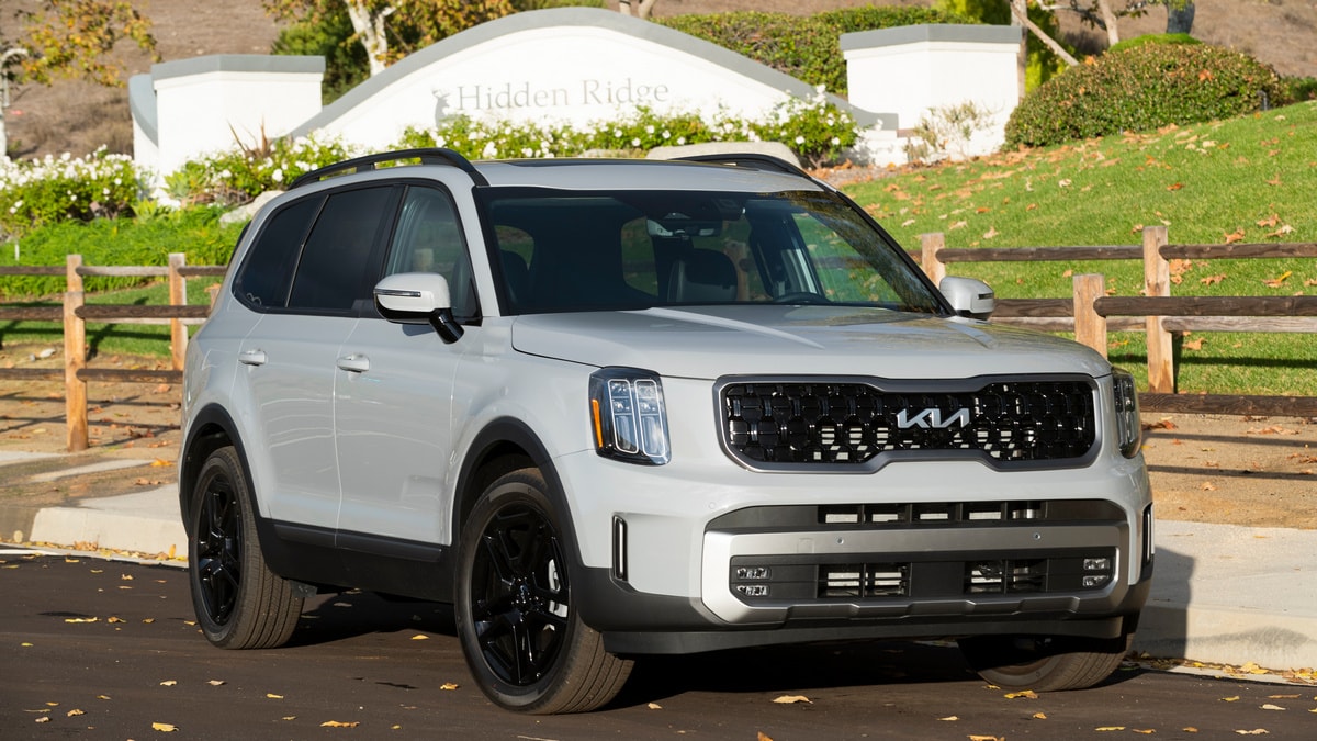 2023 Kia Telluride vs. 2023 Honda Pilot Comparison – Kelley Blue Book