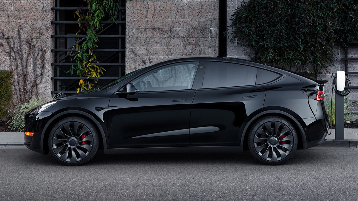 Recall Alert: Tesla Model Y – Kelley Blue Book