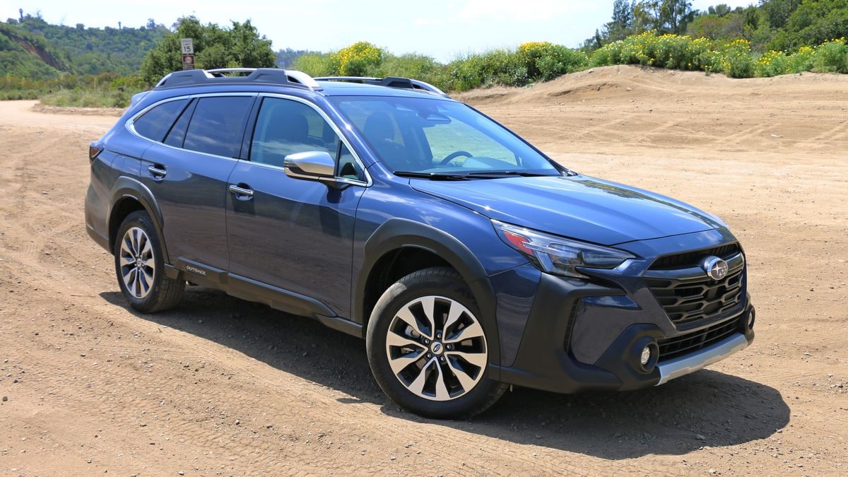 2024 Subaru Outback vs. 2024 Toyota Venza Comparison – Kelley Blue Book